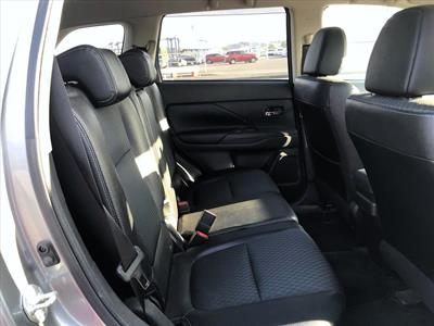 2015 Mitsubishi OUTLANDER - Thumbnail