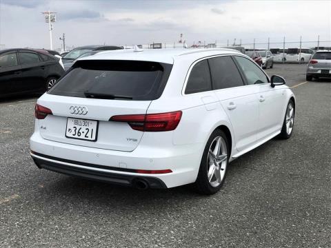 2017 Audi A4 - Thumbnail