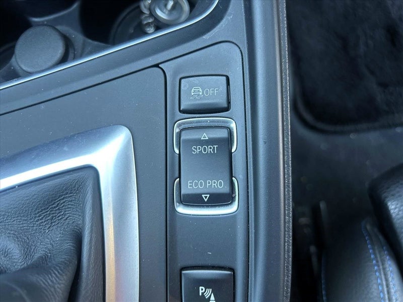 2019 BMW 320i