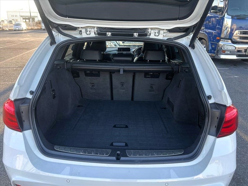 2019 BMW 320i