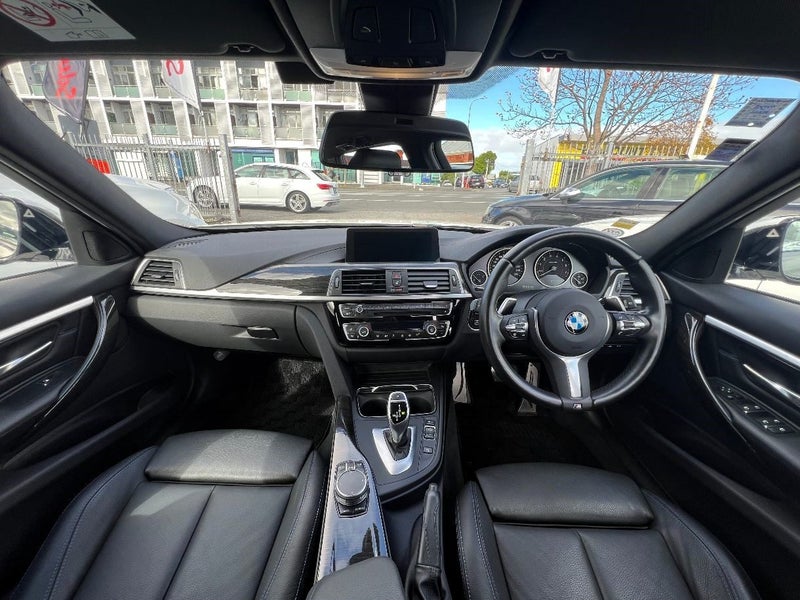 2019 BMW 320i