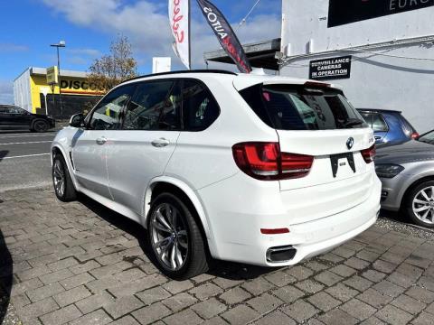 2017 BMW X5 - Thumbnail