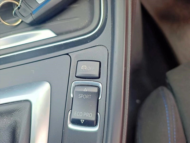 2015 BMW 320i