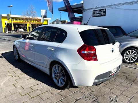 2010 BMW 120i - Thumbnail