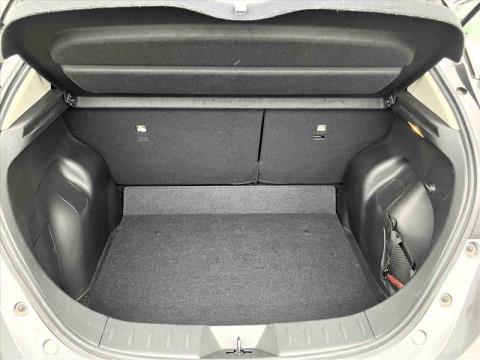 2019 Nissan Leaf - Thumbnail