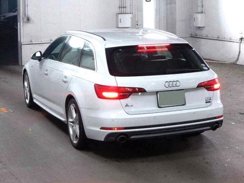 2017 Audi A4 - Thumbnail