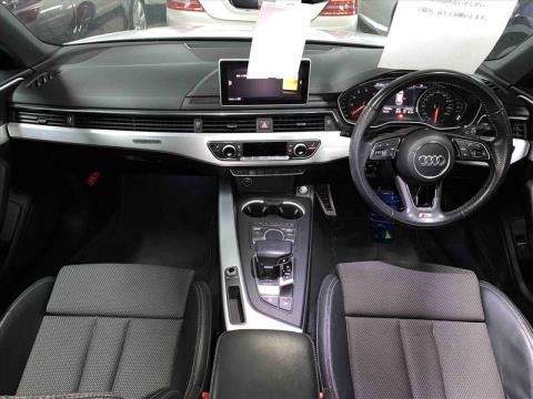 2017 Audi A4 - Thumbnail