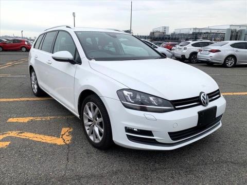 2017 Volkswagen Golf - Thumbnail