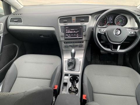 2017 Volkswagen Golf - Thumbnail