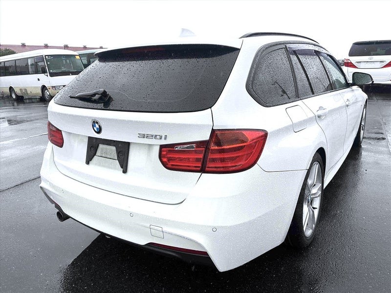 2013 BMW 320i