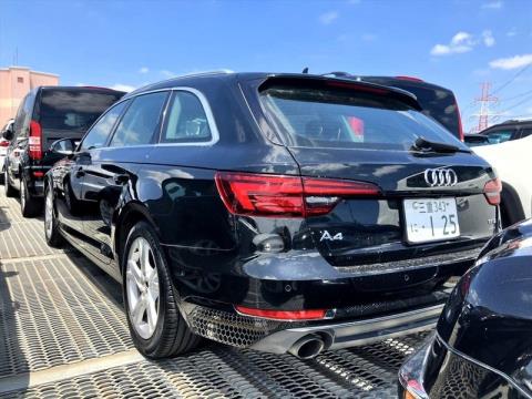 2018 Audi A4 - Thumbnail