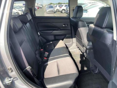 2014 Mitsubishi Outlander - Thumbnail