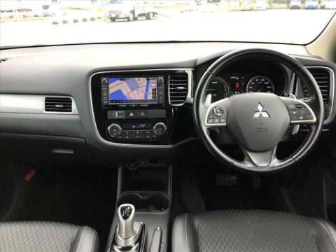 2014 Mitsubishi Outlander - Thumbnail