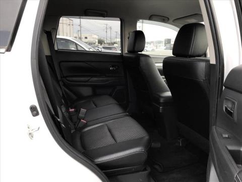 2014 Mitsubishi Outlander - Thumbnail
