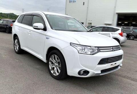 2014 Mitsubishi Outlander - Thumbnail