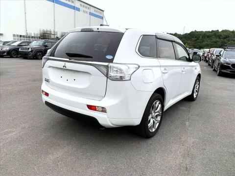 2014 Mitsubishi Outlander - Thumbnail