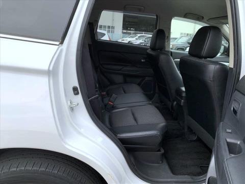2014 Mitsubishi Outlander - Thumbnail