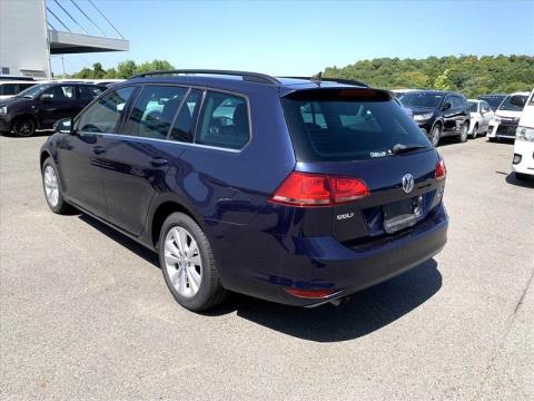 2016 Volkswagen Golf - Thumbnail