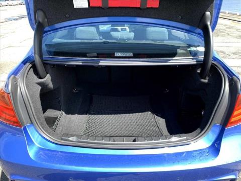 2015 BMW 320i - Thumbnail