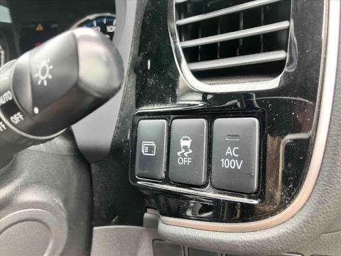2015 Mitsubishi Outlander - Thumbnail