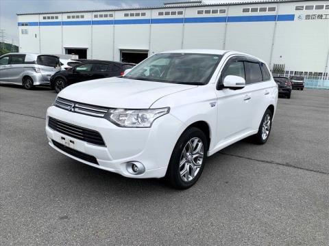 2013 Mitsubishi Outlander - Thumbnail