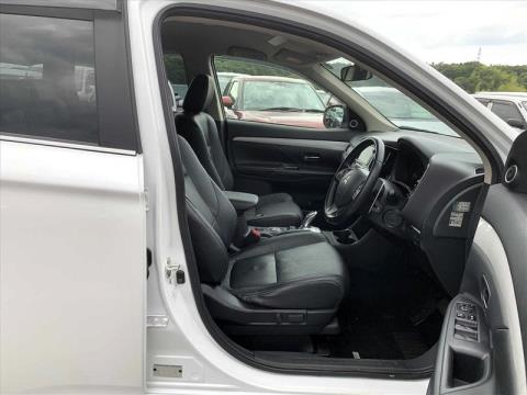 2013 Mitsubishi Outlander - Thumbnail