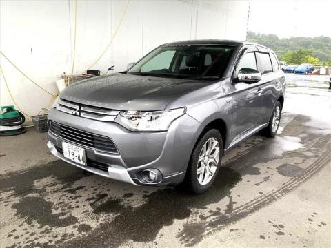 2015 Mitsubishi Outlander - Thumbnail