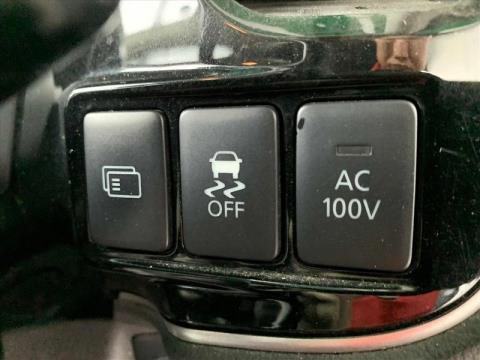 2015 Mitsubishi Outlander - Thumbnail
