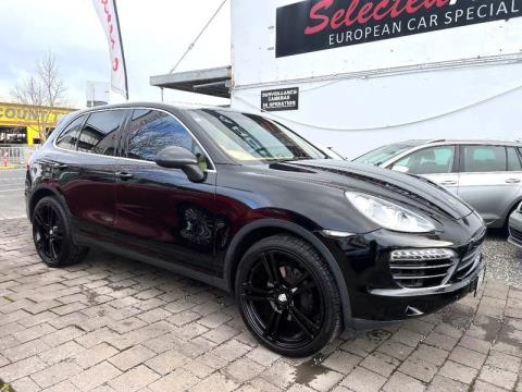 2013 Porsche Cayenne - Thumbnail