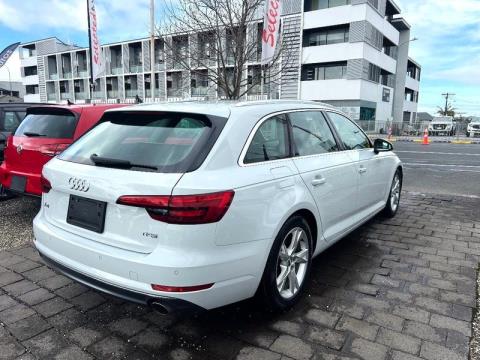 2016 Audi A4 - Thumbnail