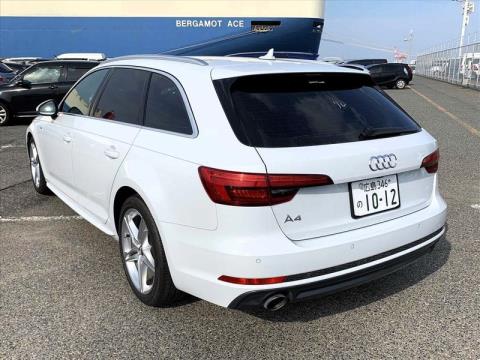2017 Audi A4 - Thumbnail