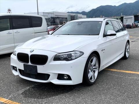 2017 BMW 523i - Thumbnail