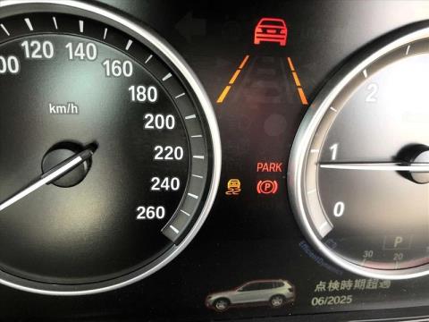 2017 BMW X3 - Thumbnail