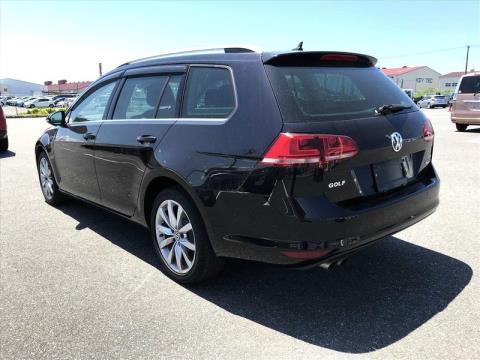 2016 Volkswagen Golf - Thumbnail