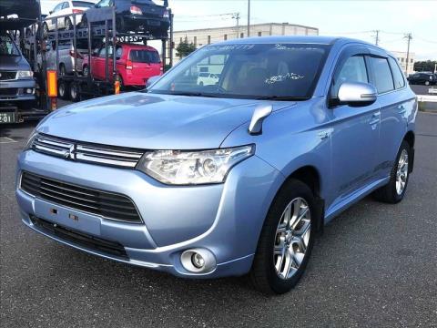 2013 Mitsubishi Outlander - Thumbnail
