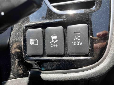 2015 Mitsubishi Outlander - Thumbnail
