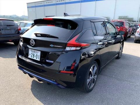 2018 Nissan Leaf - Thumbnail