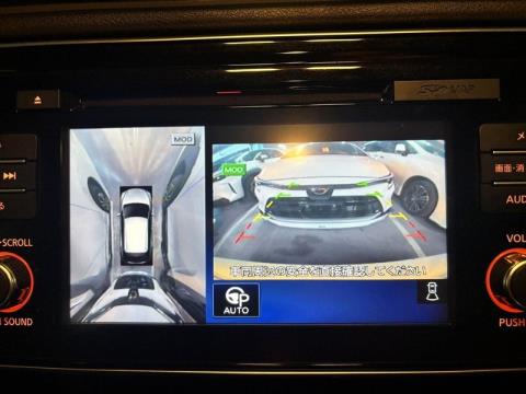 2018 Nissan Leaf - Thumbnail