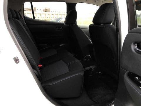 2018 Nissan Leaf - Thumbnail