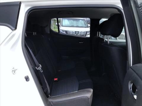 2020 Nissan Leaf - Thumbnail