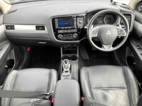 2014 Mitsubishi Outlander - Thumbnail