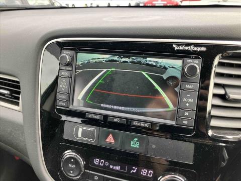 2014 Mitsubishi Outlander - Thumbnail