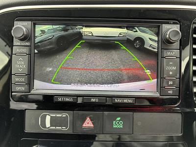 2015 Mitsubishi OUTLANDER - Thumbnail