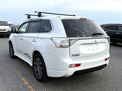 2015 Mitsubishi OUTLANDER - Thumbnail