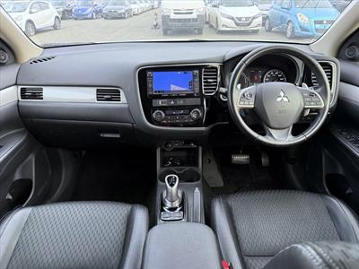 2015 Mitsubishi OUTLANDER - Thumbnail