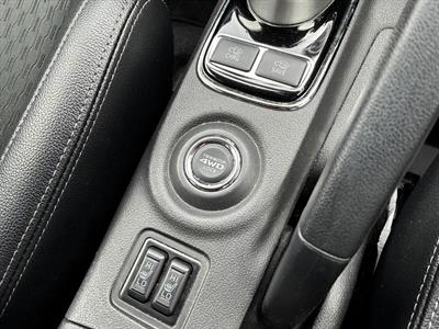 2015 Mitsubishi OUTLANDER - Thumbnail