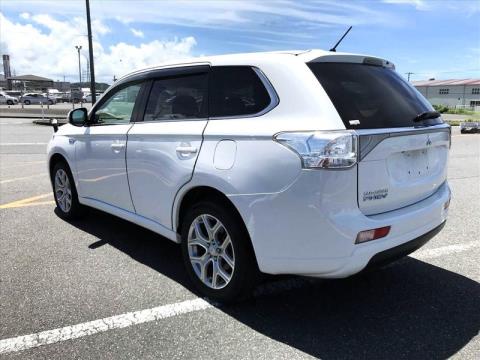 2014 Mitsubishi Outlander - Thumbnail