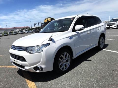 2014 Mitsubishi Outlander - Thumbnail
