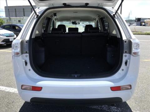 2014 Mitsubishi Outlander - Thumbnail