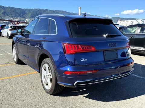2020 Audi Q5 - Thumbnail